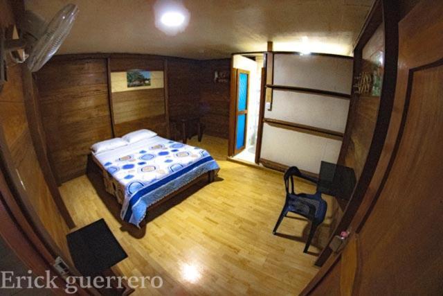 Hostal Cano Nevera La Macarena Екстериор снимка